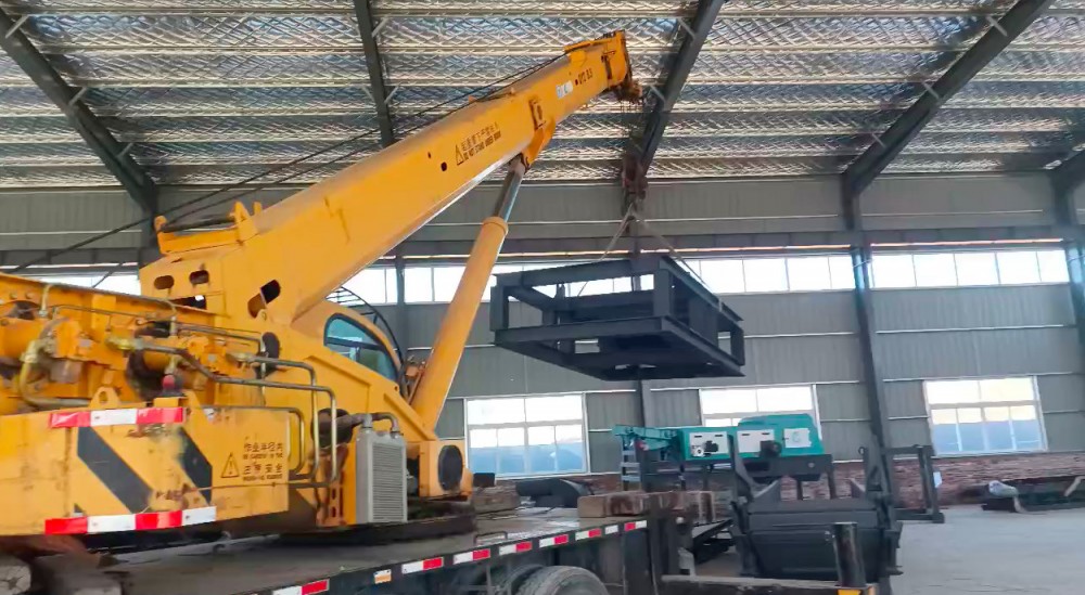 破碎機(jī)的安裝離不開(kāi)這個(gè)大家伙