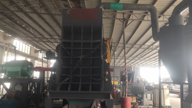 這就叫專業(yè)！恭喜江西老表路友破碎分選線安裝完成