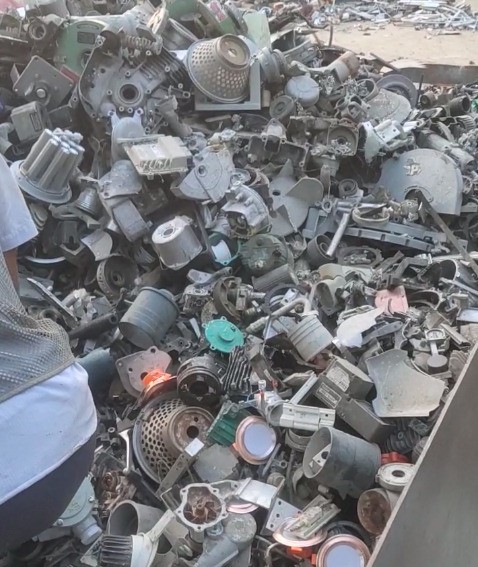 看看這里面有哪些你熟悉的料子是路友破碎機(jī) “ 嚼不碎 ” 的